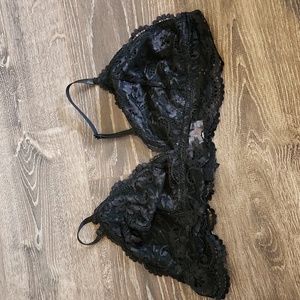 Xl black lace bralette